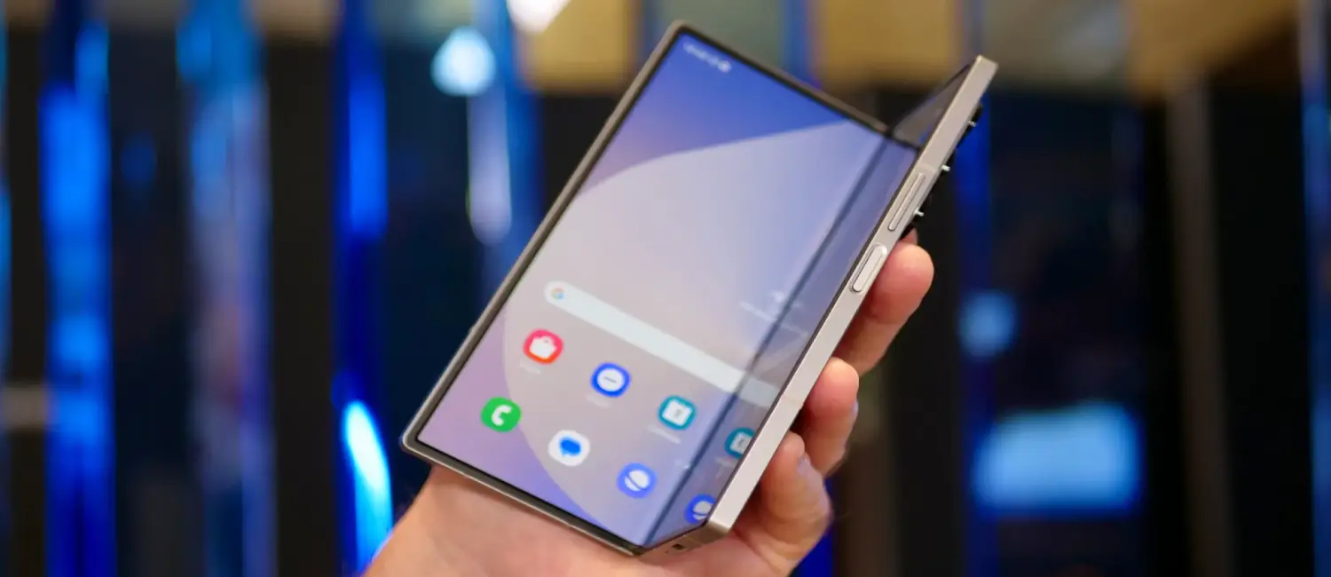 عکس نقاط ضعف Samsung Galaxy Z Fold 6